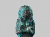 Aeg F 63  Aeg F 63, Dritte Zwischenzeit, Uschebti, Fayence, H 6,4 cm, B 2,6 cm, T 1,7 cm : Bestandskatalog Ägypten, Museumsfoto: Claus Cordes